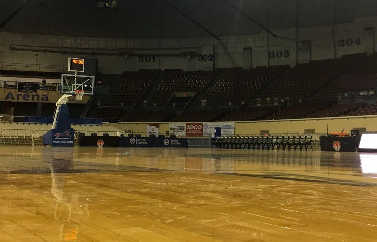 Empty arena